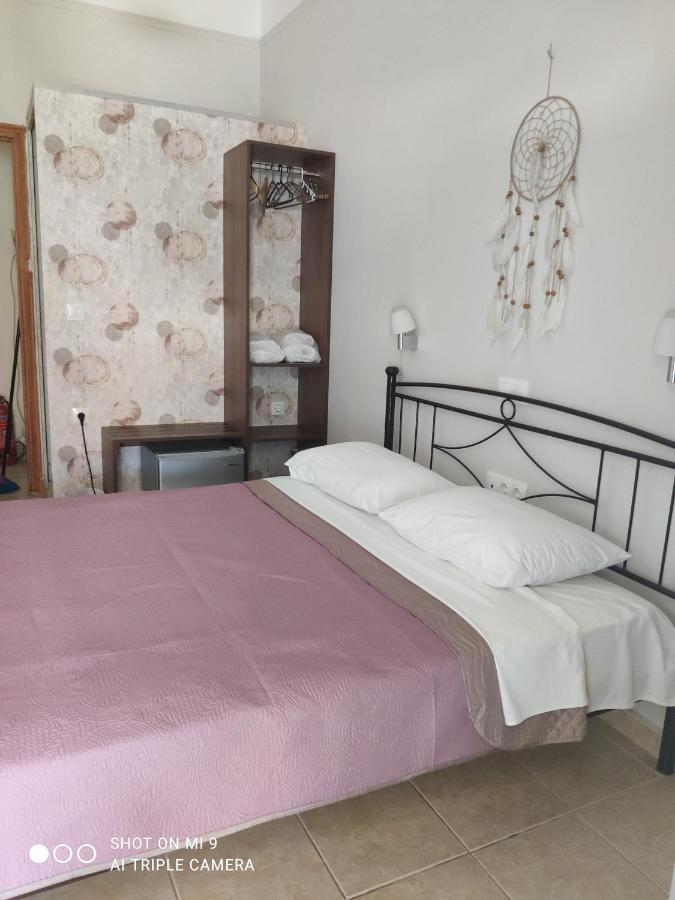 Hotel Trifylia Kyparissia Exteriör bild