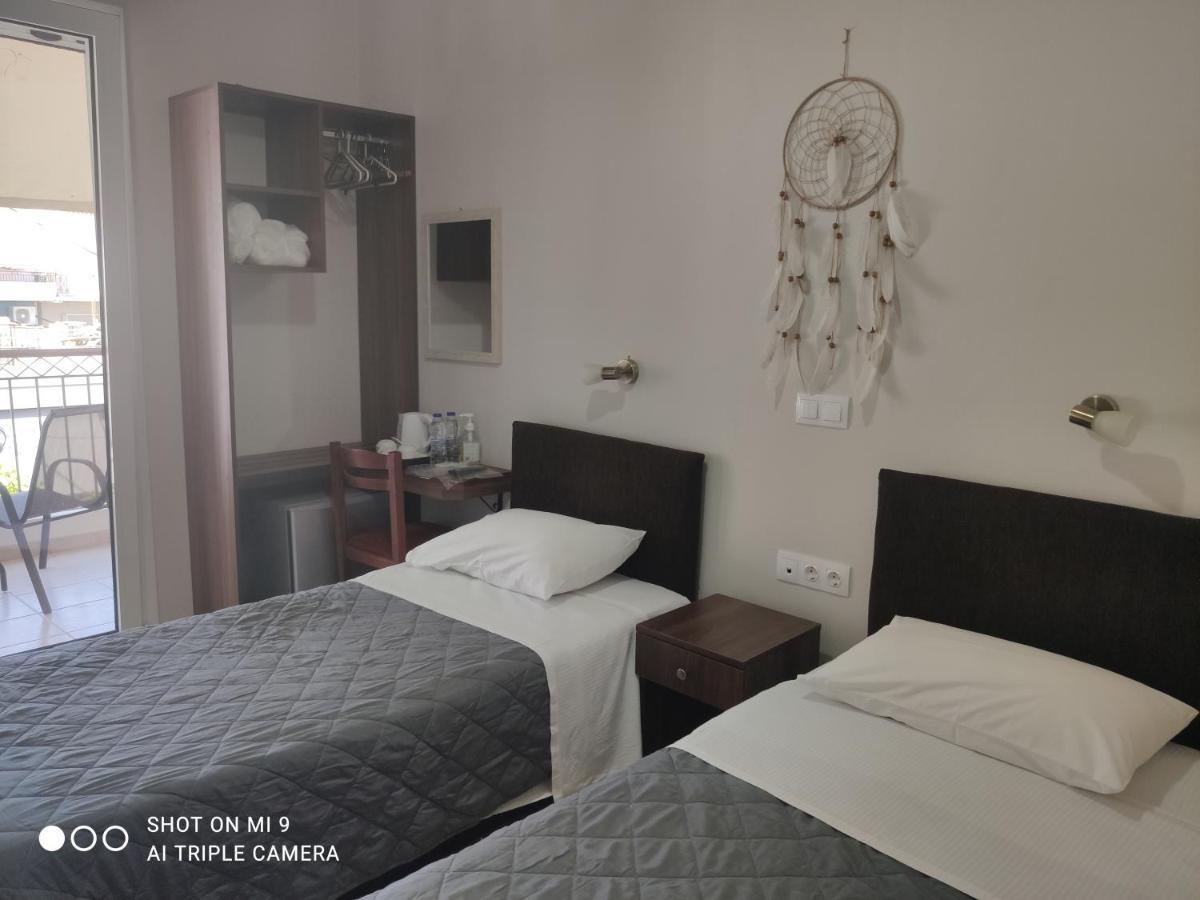 Hotel Trifylia Kyparissia Exteriör bild